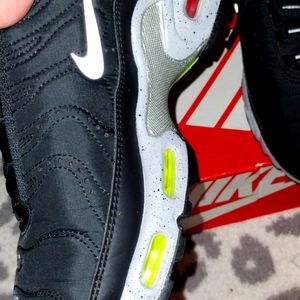 Men's Nike Air Max TN Black and Grey, worn 1x like new